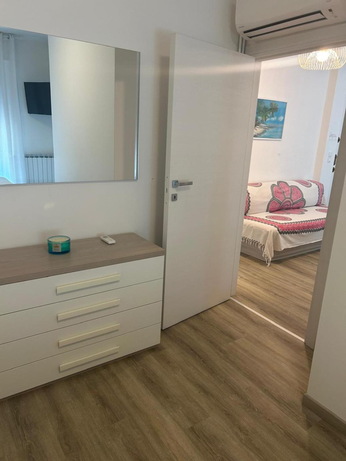 Kb A Due Passi Dal Mare - 5 Posti Letto Appartamento Lido di Jesolo